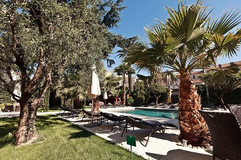 Villa Annette Cannes 0*,  France